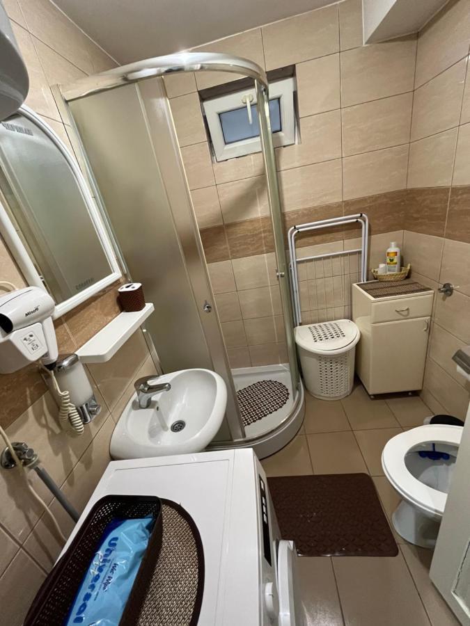 Appartement Carapan à Kruševac Extérieur photo