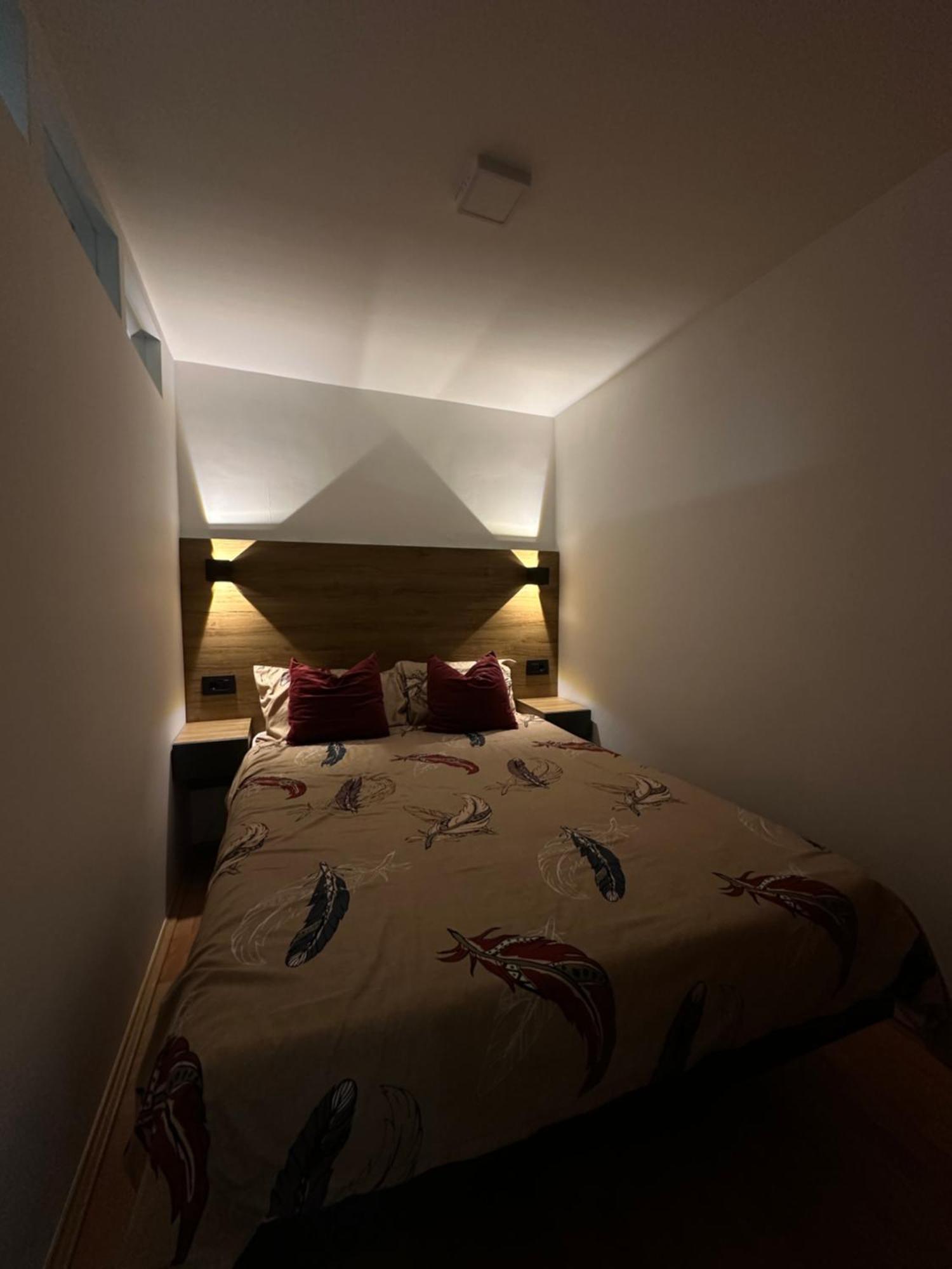 Appartement Carapan à Kruševac Extérieur photo